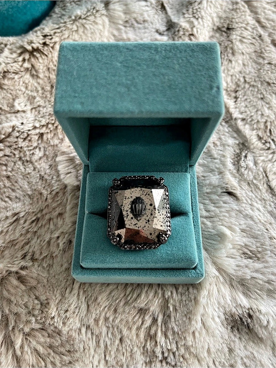 Kurt Geiger Jewelry - Kurt Geiger Smoky Crystal Gunmetal Statement Cocktail Ring Size 7 NIB $88
